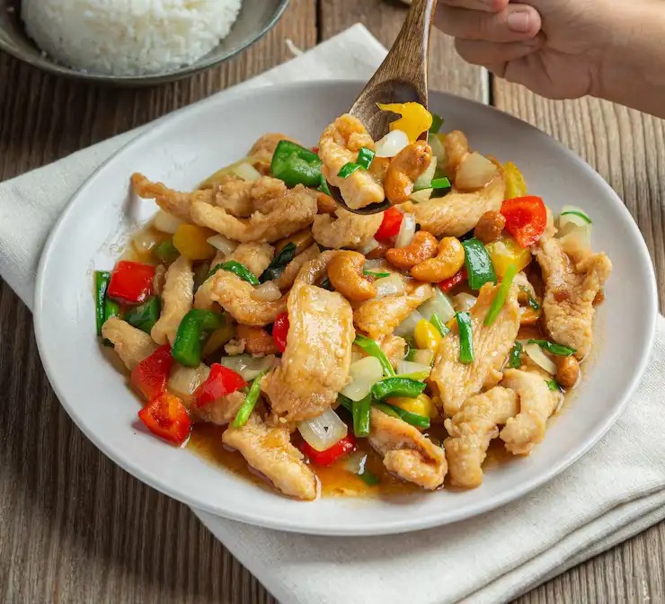 AUTHENTIC CASHEW RECIPES FROM AROUND THE WORLD