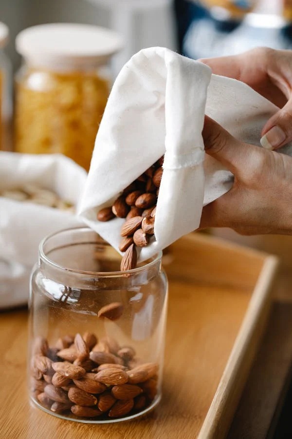 4 Easy Ways To Include Almonds In Your Meals