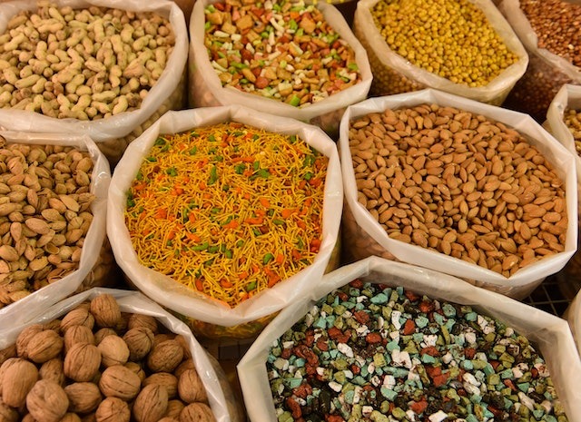 5 Trail Mix Recipes for on-the-go Wholesome Snacks