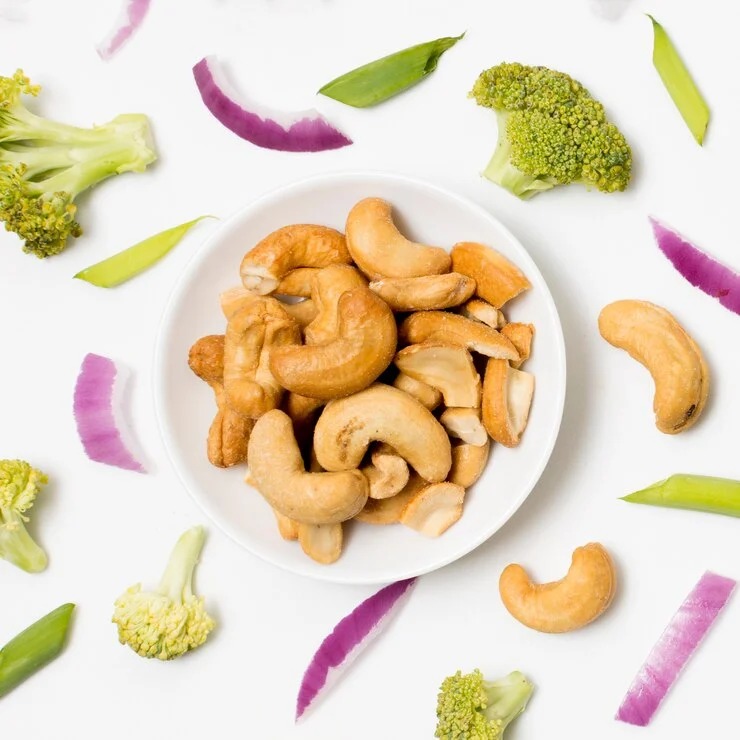 ARE CASHEWS DIET-FRIENDLY? EXPLORING NUTRITIONAL POSSIBILITIES