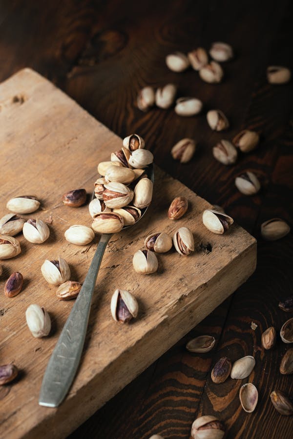 5 Amazing Reasons to Eat Pistachios for Healthy and Glowing Skin